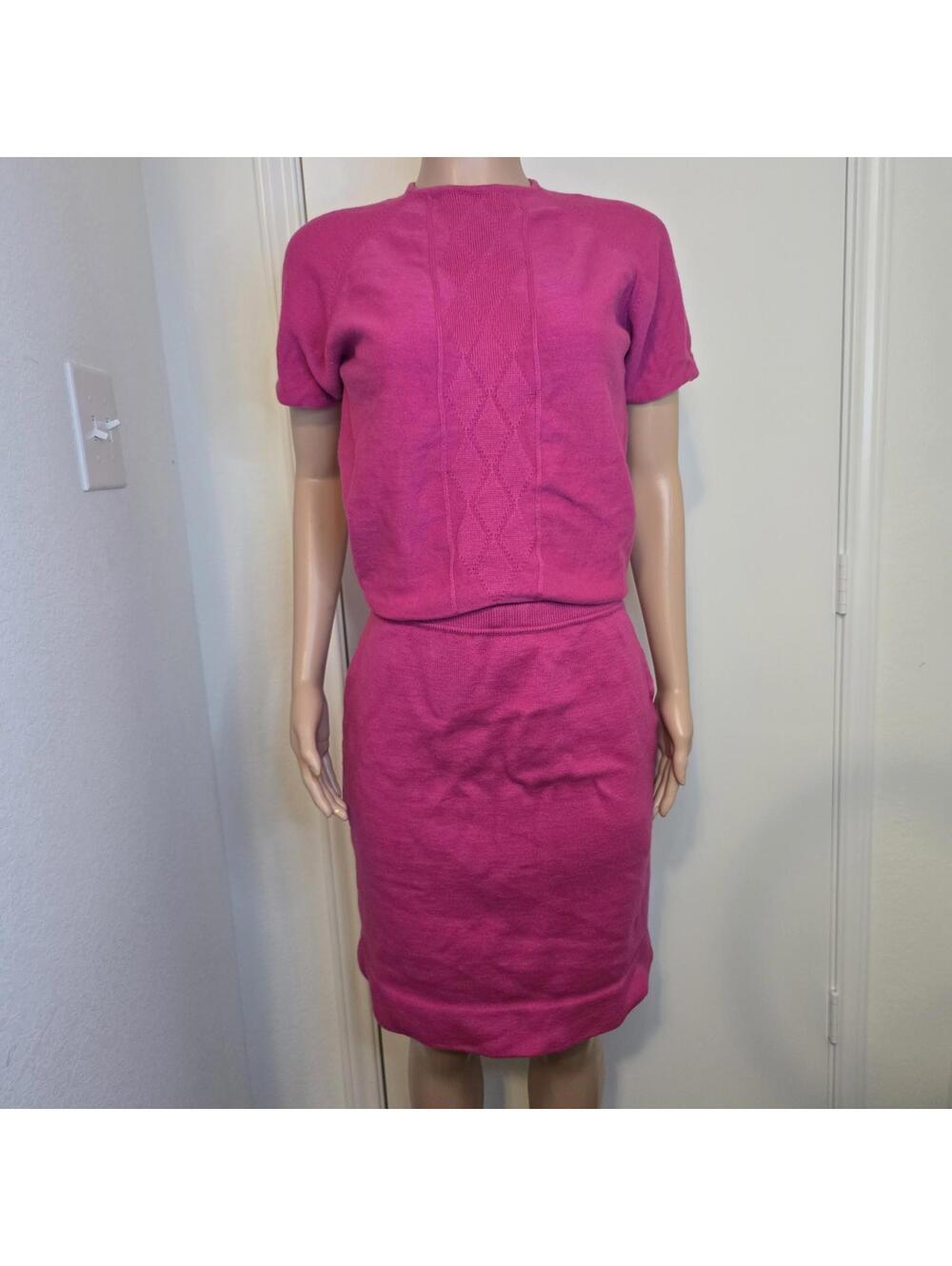 VTG 60s Cadillac Virgin Wool Hot Pink Womens Italian Knit Top & Skirt Size 16